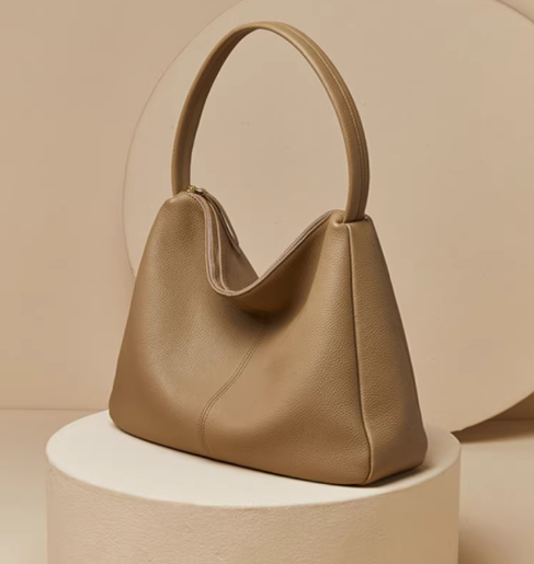 Autumn and winter leather bag